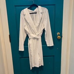 NWT it’s White faux wrap shorts Jumpsuit
